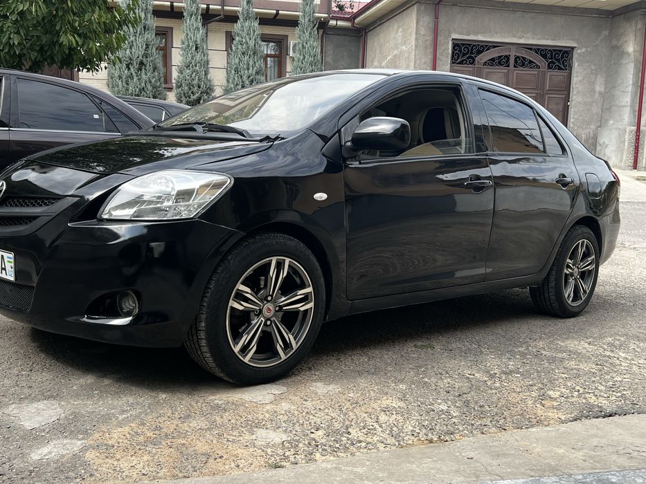 Toyota Yaris 1.5 Automatic 2006 Metan 4 pak 4900$