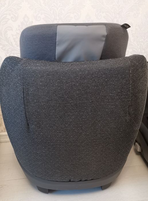 Scaun Auto 2Way Pearl baza Isofix potrivit pana la 104 cm