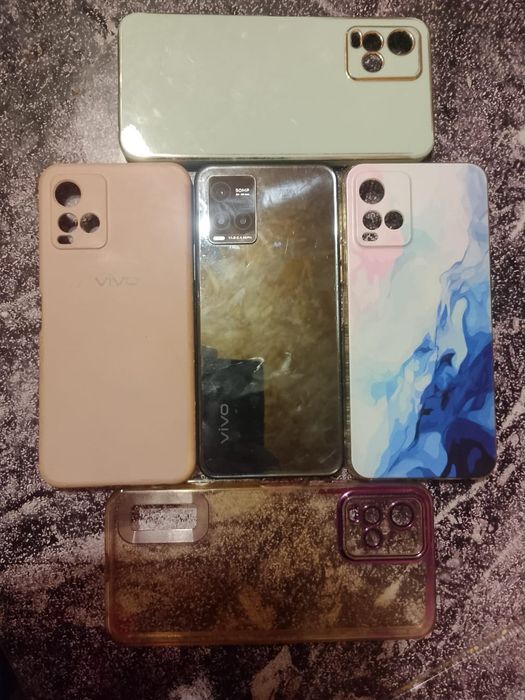 Продам телефон виво у33с