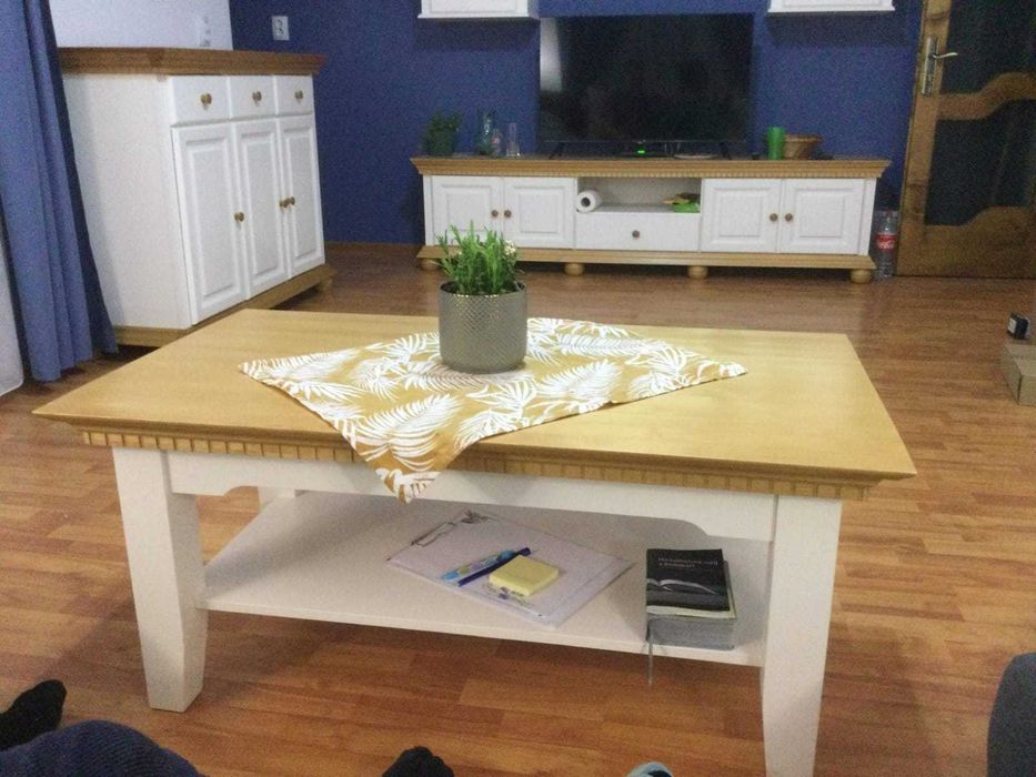 Masuta de cafea din lemn masiv Bucovina