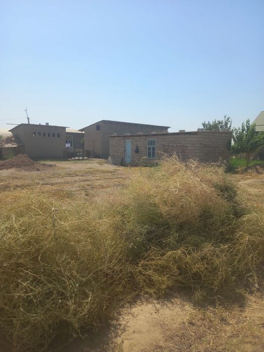 Срочна ер сотилади.