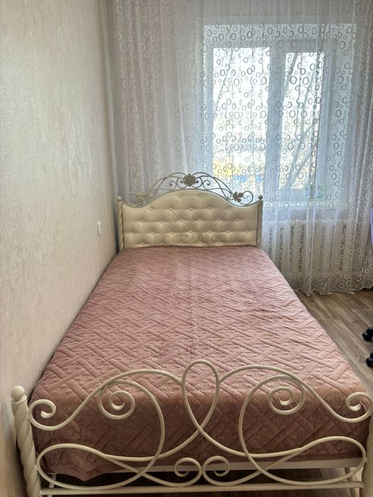Кровать кованная