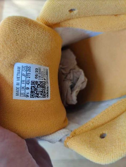 Pantofi sport Adidas Adimatic barbati EU 43 1/3 Preloved Yellow/Gum