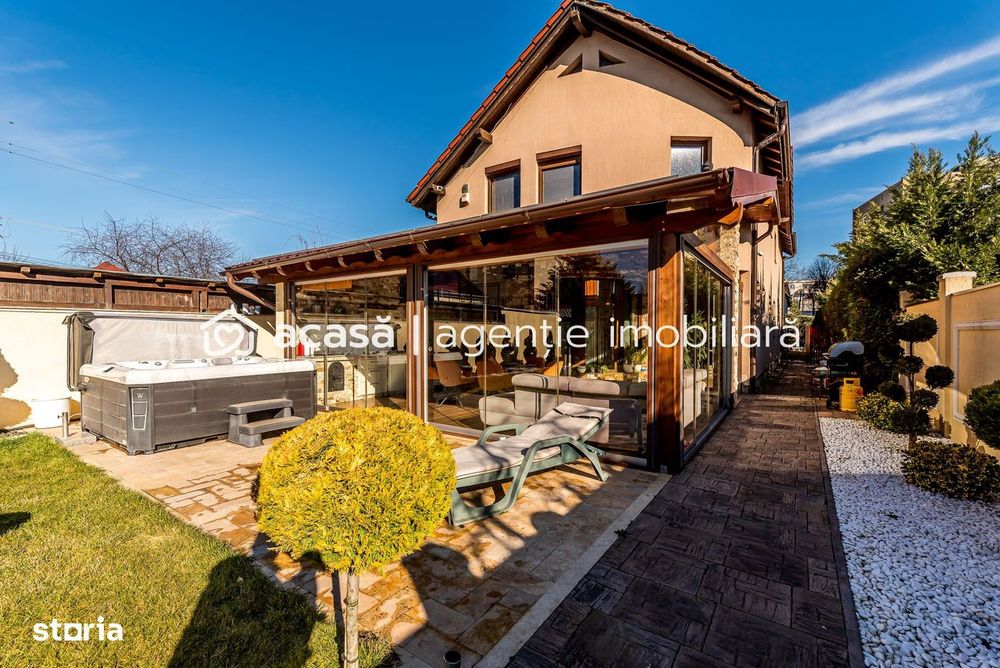 Casă SMART / 5 camere, teren 720 mp, fotovoltaice 13 kW, Aradul Nou