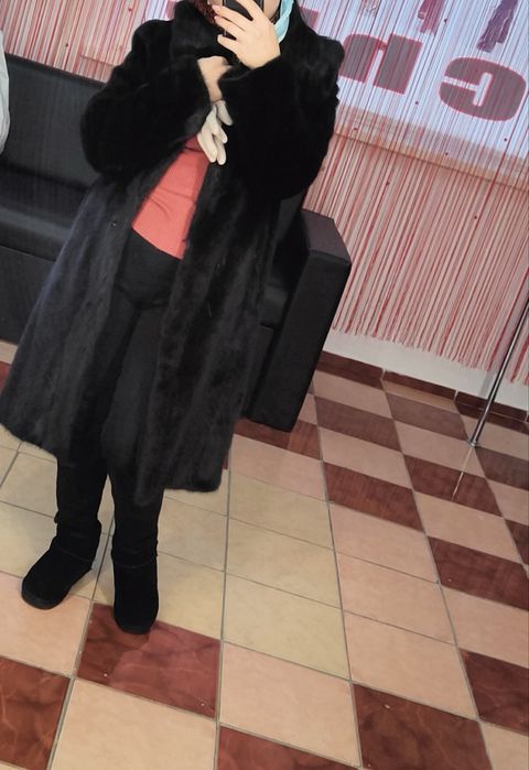 Продам норковую шубу