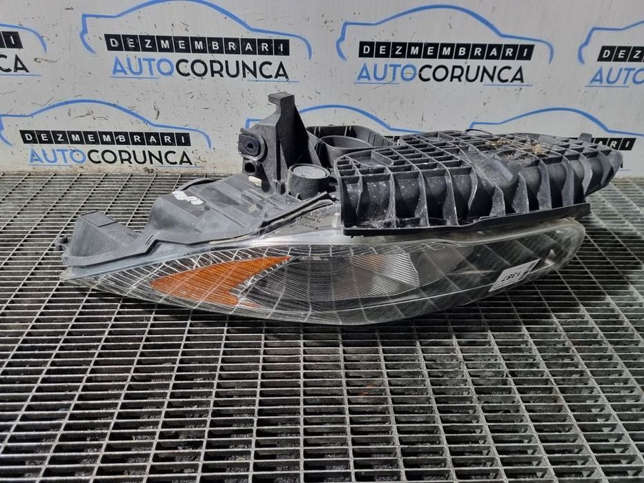 Far Stanga Ford Kuga II Facelift 2016 - 2019 SUV 4 Usi (1387) Fara xenon