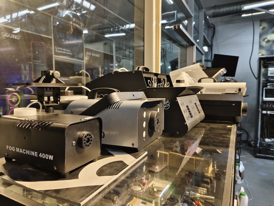 Звуковое оборудование/Генераторы эффектов/Дым, Снег машина