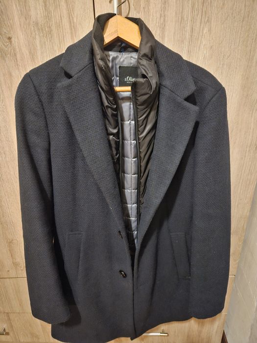 Зимно палто с тъмно син цвят S. Oliver black label.