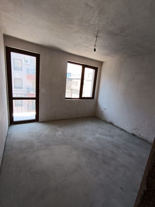 Продава се Тристаен апартамент в Поморие - 118 кв.м за 744 €/кв.м - Снимка #8