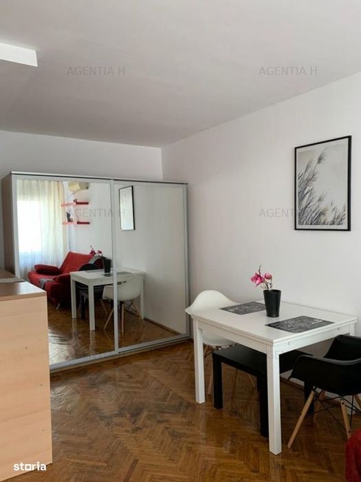 2 camere Calea Victoriei Sala Palatului