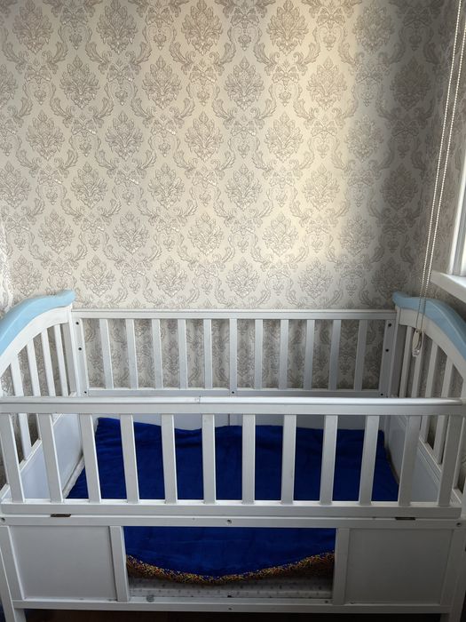Детская кроватка
