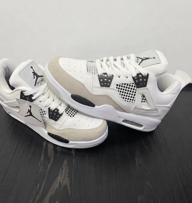 Adidasi Jordan 4 Retro Military - Unisex
