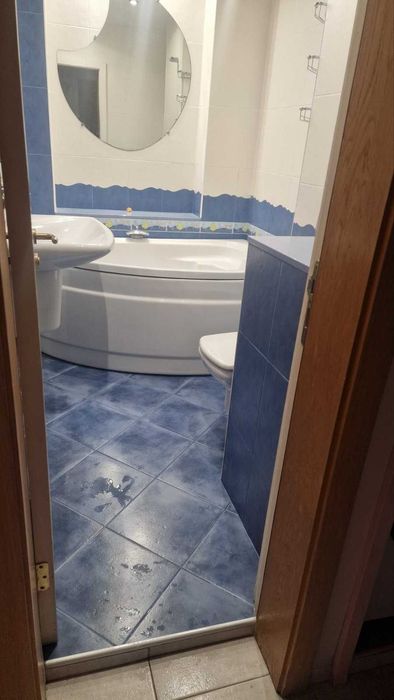 Дава се под наем Тристаен апартамент в София, Зона Б-18 - 80 кв.м за 600 € - Снимка #2