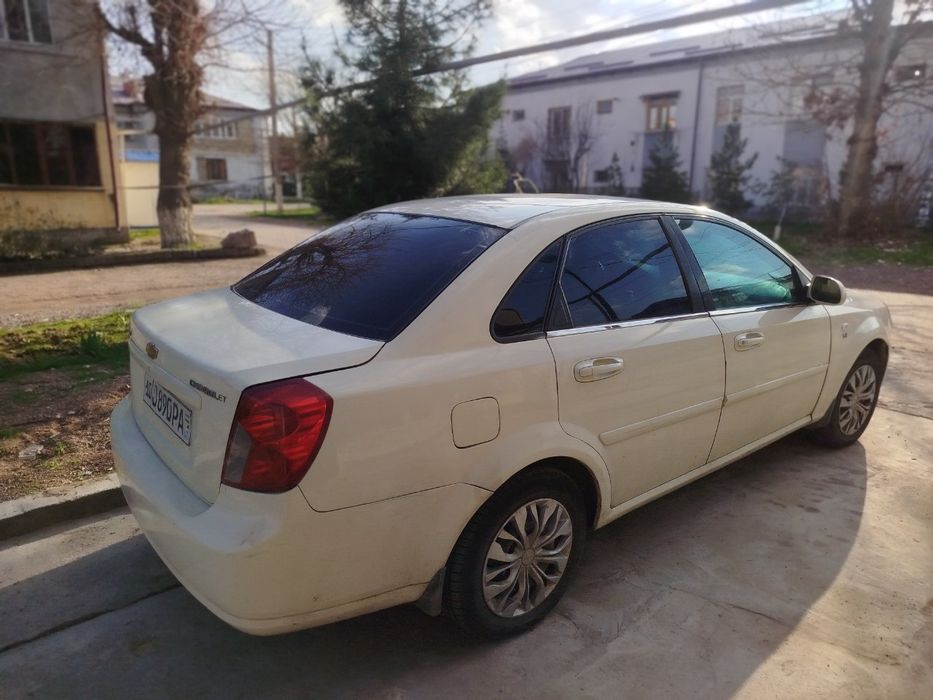 Ertalab 05.00 dan 18:00 gacha tel mumkin