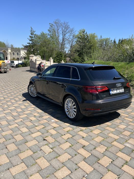 Audi A3 e- tron Sportback