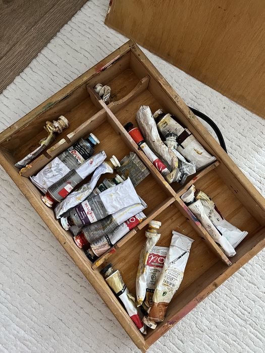 Продам кейс с масленными красками