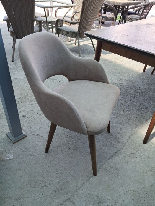 Кухонный стол стулья