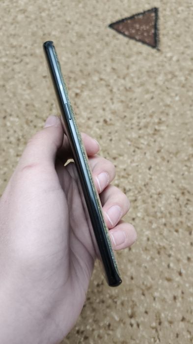 Продам samsung s8