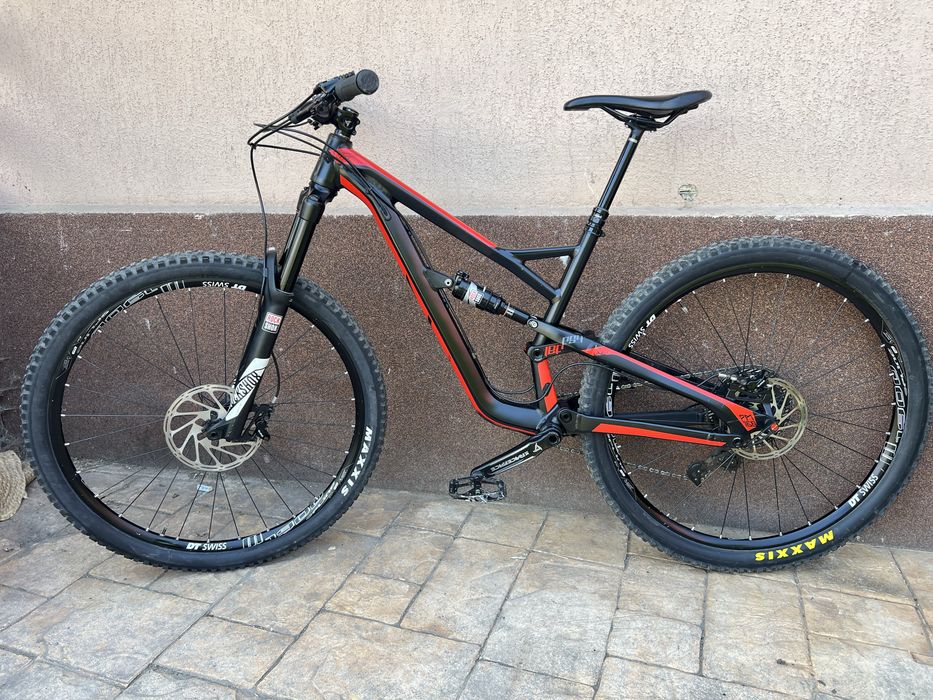 YT Jeffsy 29 all mountain/enduro