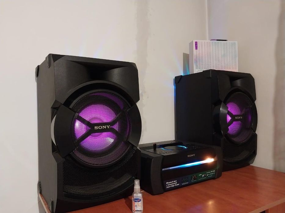 Музыкальный центр