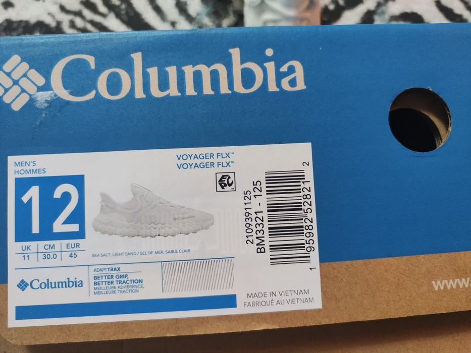 Продам кроссовки Columbia