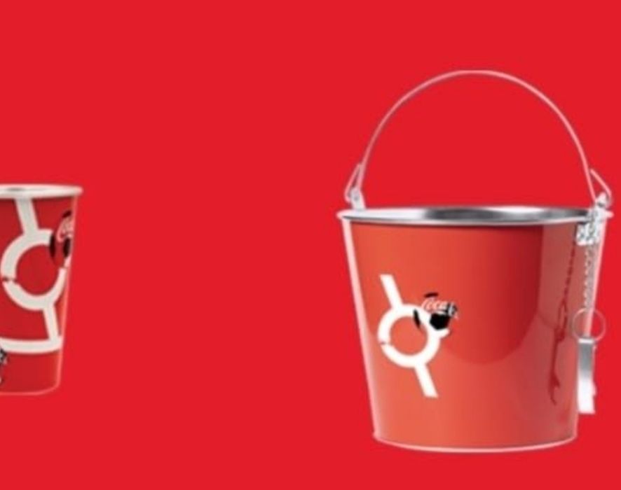 SET COLA nou format din galeata, pahar, minge fotbal