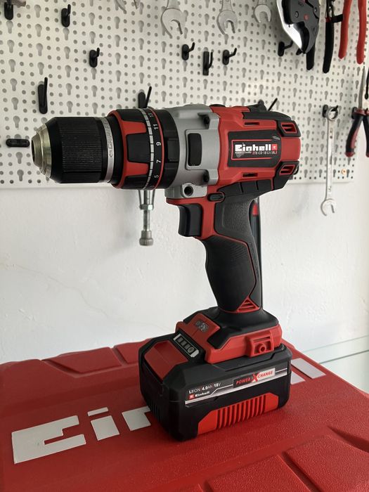 Masina de gaurit si insurubat einhell