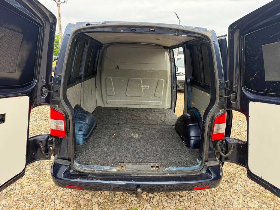 Vw transporter 2011 automat 140 cp