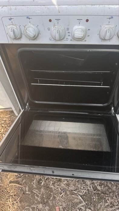 Электронный печь