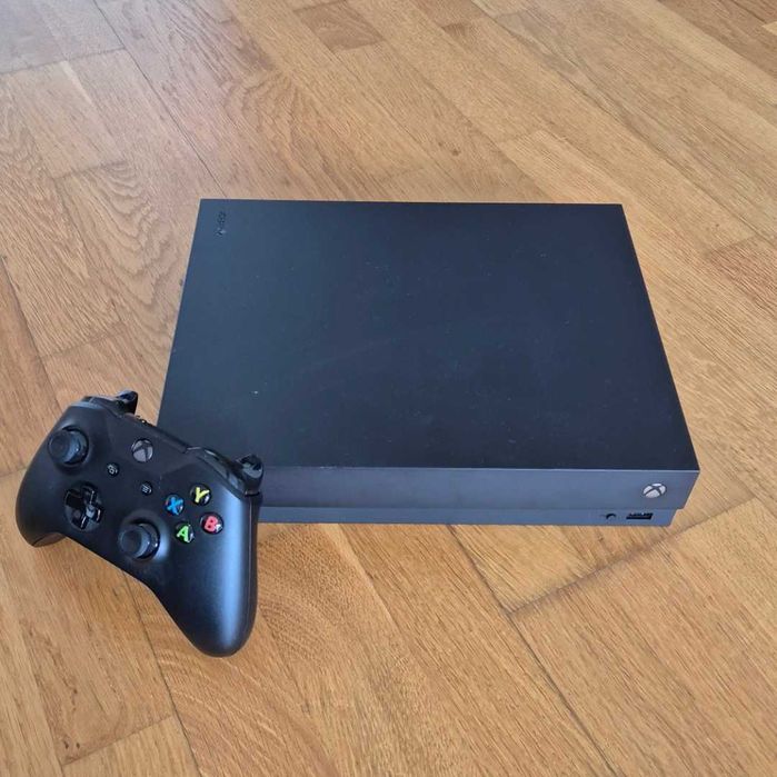 Xbox One X 1TB - Consolă Gaming 4K HDR