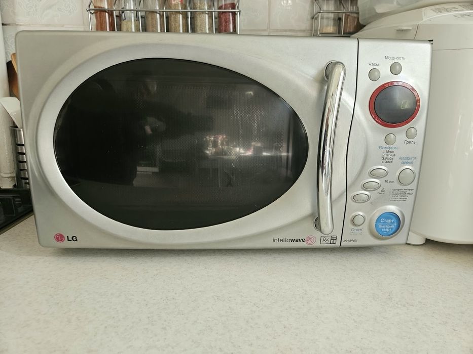 Микроволновка LG бу