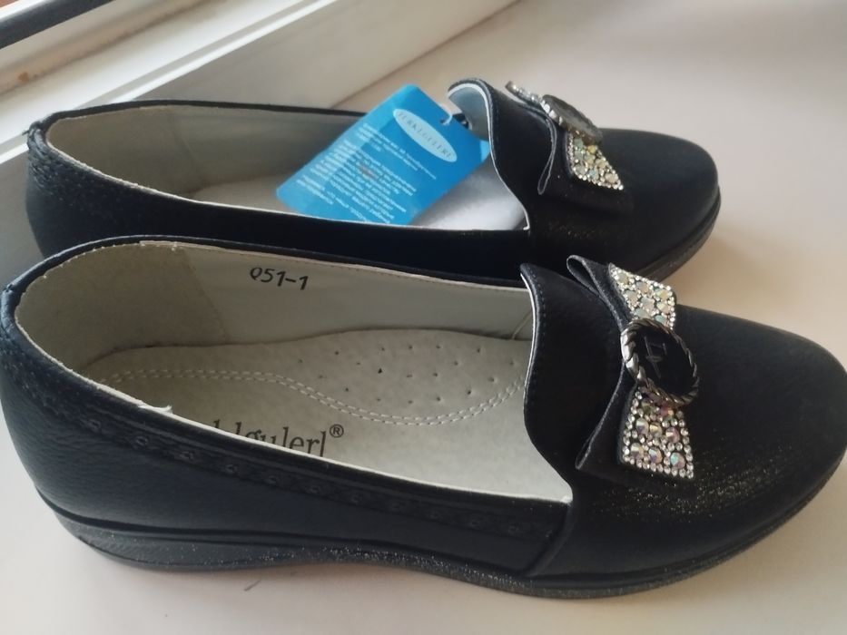 Детские туфли новые