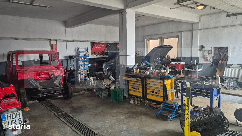 Hala service auto de inchiriat, 135 mp, zona Careiului