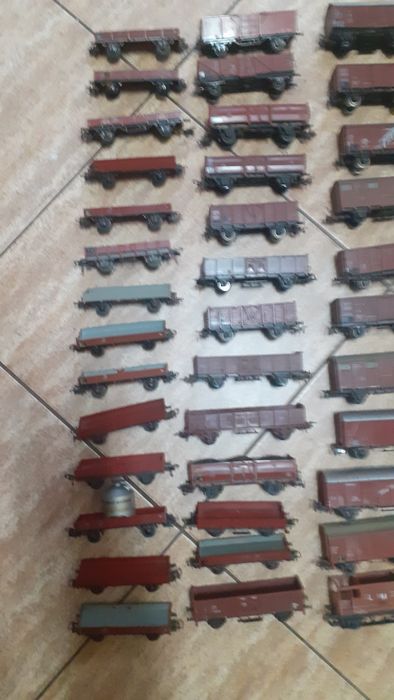 Vagoane marfa trenulet electric scara HO