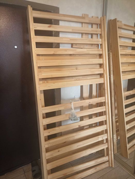 Двухярусная кровать бесплатно.самовывоз