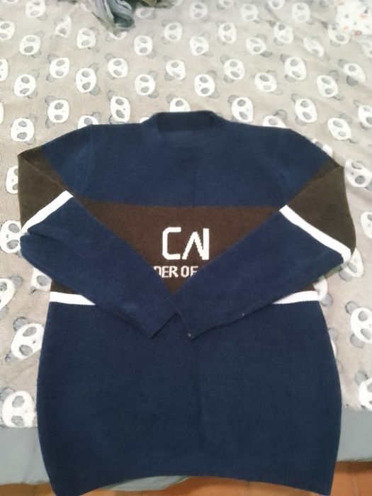 Джемпер новый продам