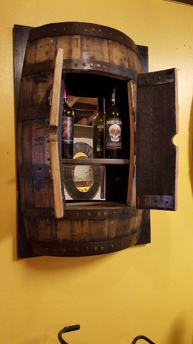 Mobilier din butoaie