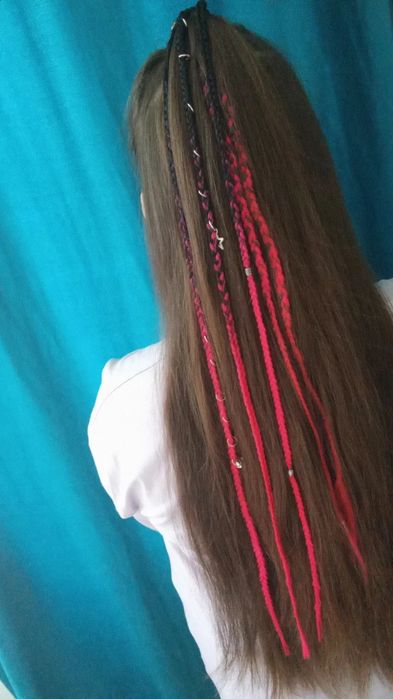 Плетение кос, афрозатылков, резинок