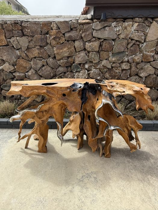 Конзола от дърво и желазо