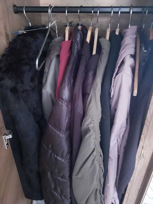 Lot mare haine damă 200+ articole, bluze, rochii, geci, paltoane, piele, blană
