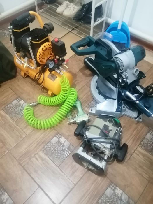 Установка меж ком дверей.