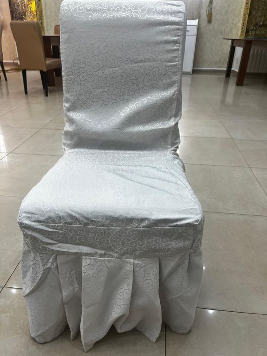 Осындай чихолдар сатылады