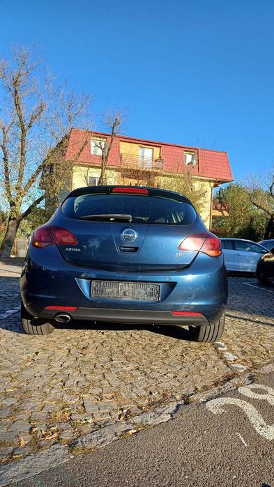 Opel Astra J 2.0 CDTI 2012 160 CP