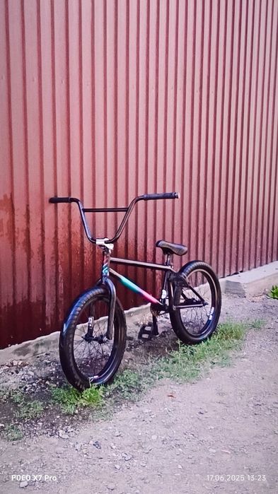 Продам bmx kink в отличном состоянии