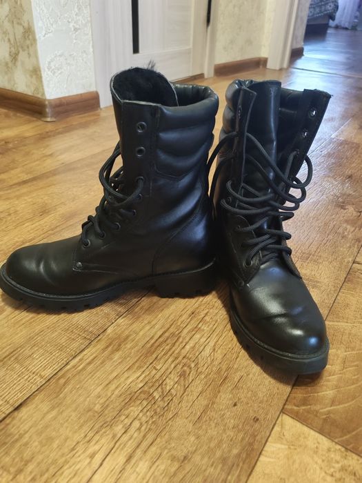 Продам берцы зимние и летние