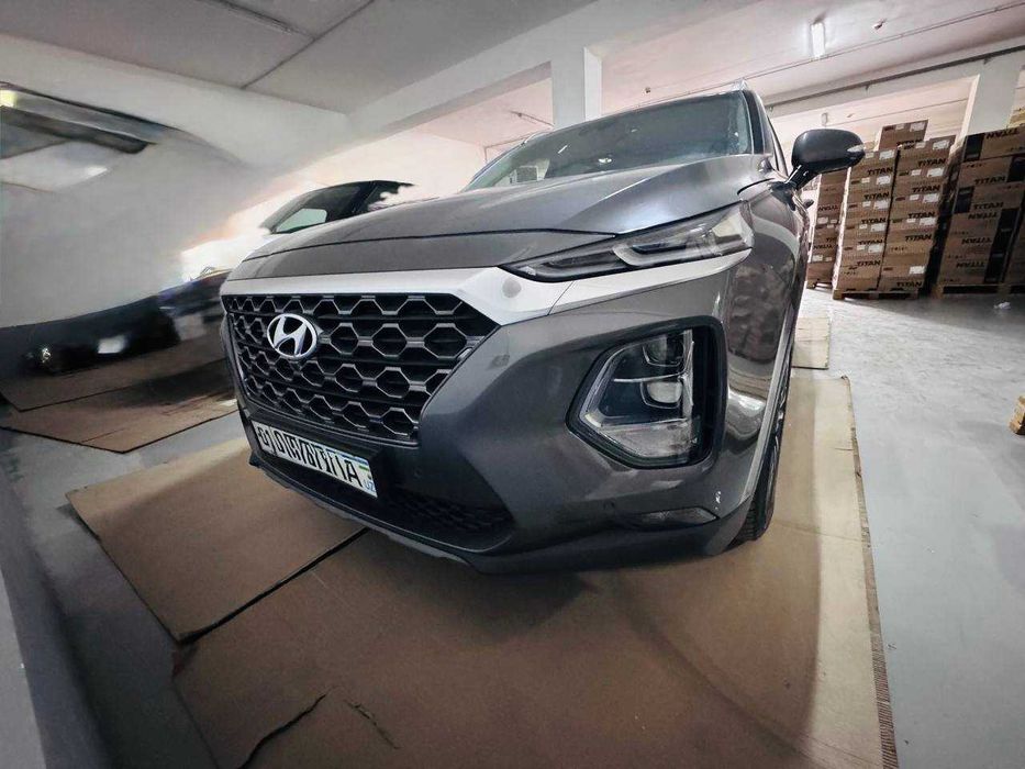 Продам Hyndai Santa Fe 2020 FULL 7 местный