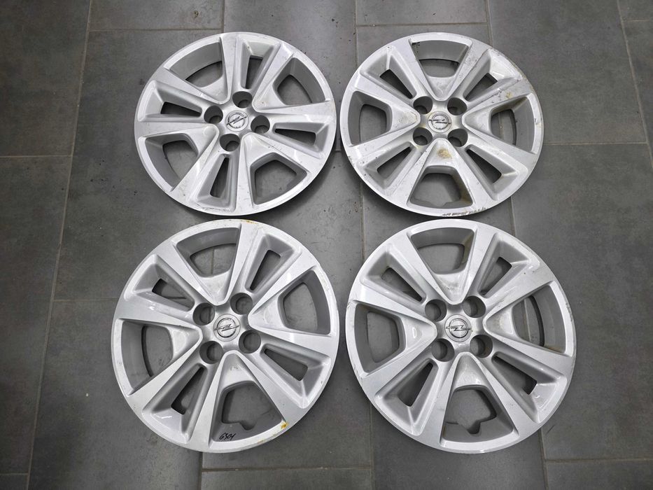 Тасове 15 - Opel