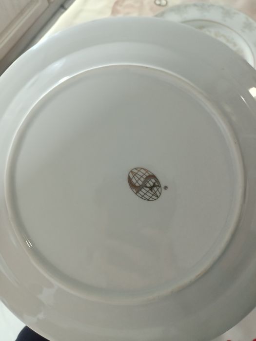 Продам сталовые тарелки