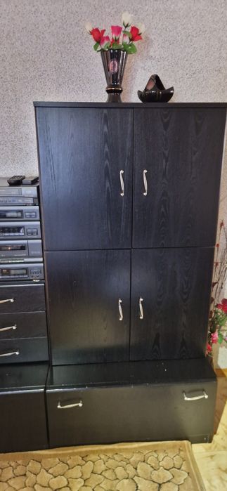 Холно обзавеждане