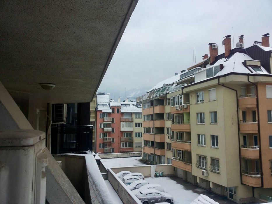 Прекрасен двустаен апартамент на минути от Парадайс център!